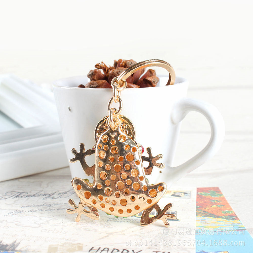 Sparkling Charm: Frog Coin Key Ring with Crystal Diamond Inlay ($\mathbf{5\text{cm} \times 4.3\text{cm}}$).