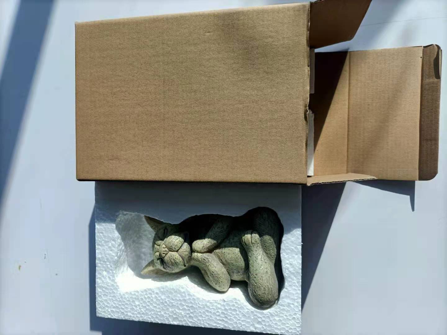 Meditation Dog Resin Ornament, French Bulldog Modern Simple Craft Décor