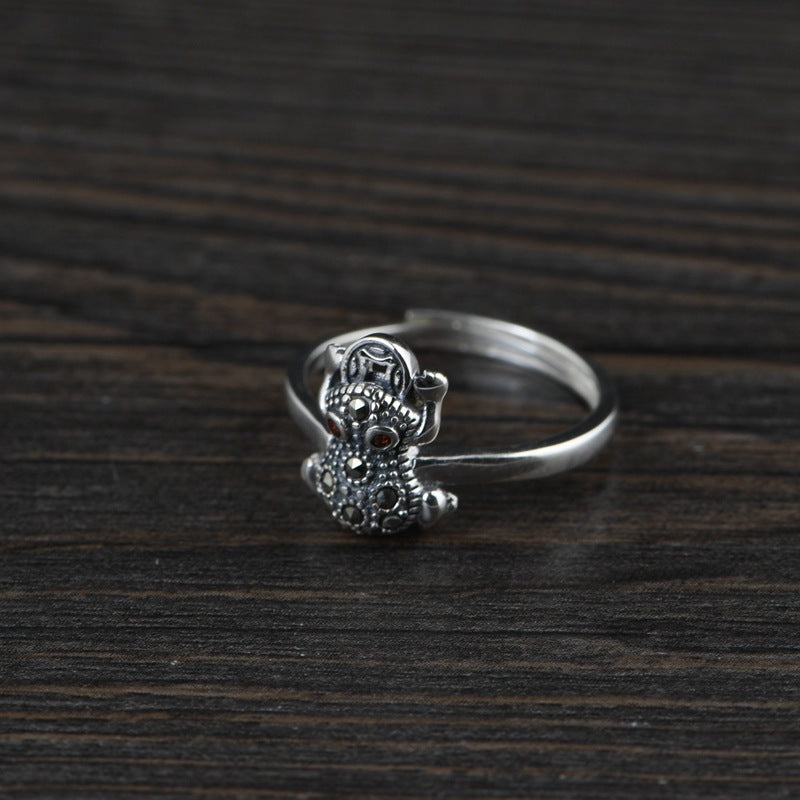 Vintage Wealth: Adjustable $\mathbf{S925}$ Silver Maxai Gold Cicada Frog Ring ($\mathbf{6.5\text{g}}$).