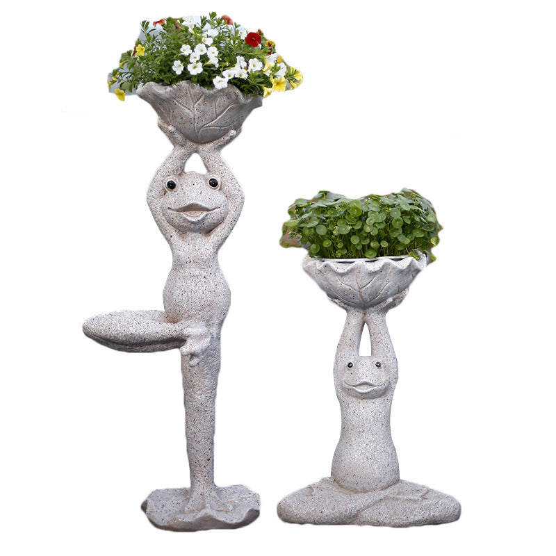 Outdoor Zen: Sitting Yoga Frog Animal Flowerpot / Floor Ornament (Magnesium Oxide).