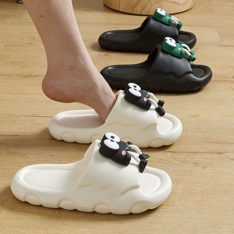 Summer Fun: New Cartoon Frog EVA Non-slip Slippers for Indoor and Bathing (Couple Slippers).