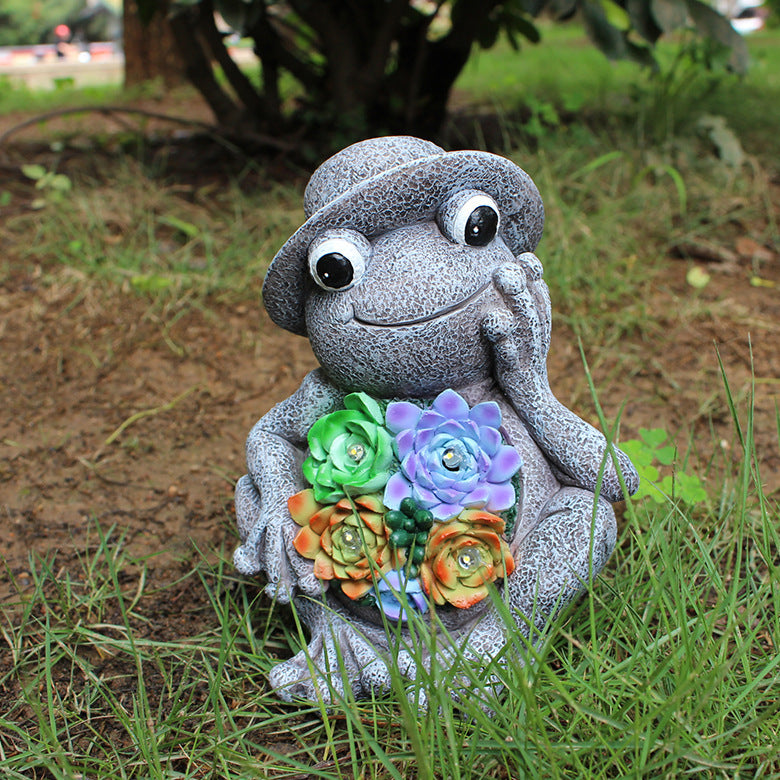 Night Garden Whimsy: Luminous Solar Lamp Hat Frog Outdoor Courtyard Decoration.