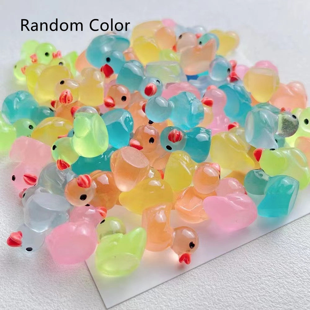 Stereo Luminous Transparent Resin Duck Ornaments – DIY Glow-in-the-Dark Decorative Set
