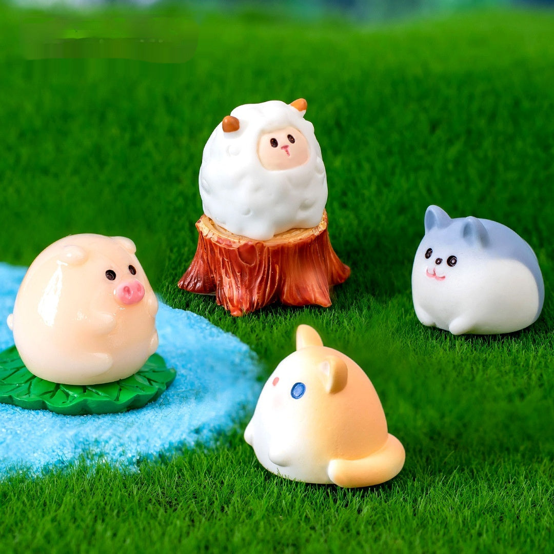 Desktop Fun: Creative Cute Round Cartoon Animal Resin Ornaments (Frog & More).