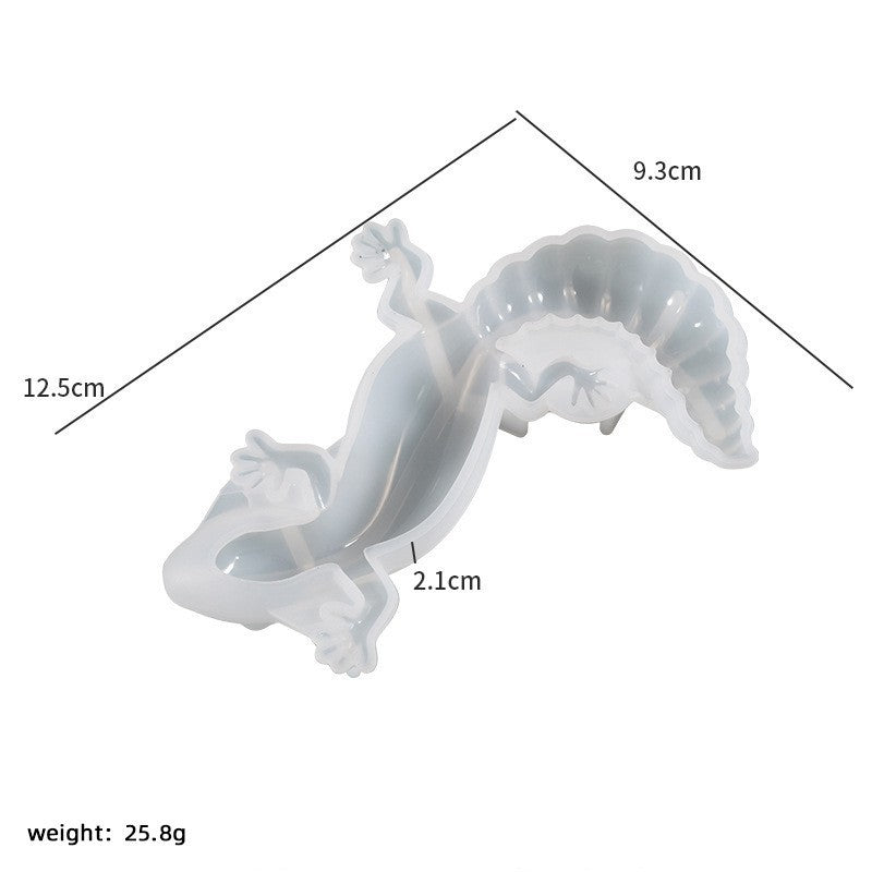 DIY Crafting: Modern Silicone Small Animal Mold for Frog, Lizard, and Snail Ornaments.