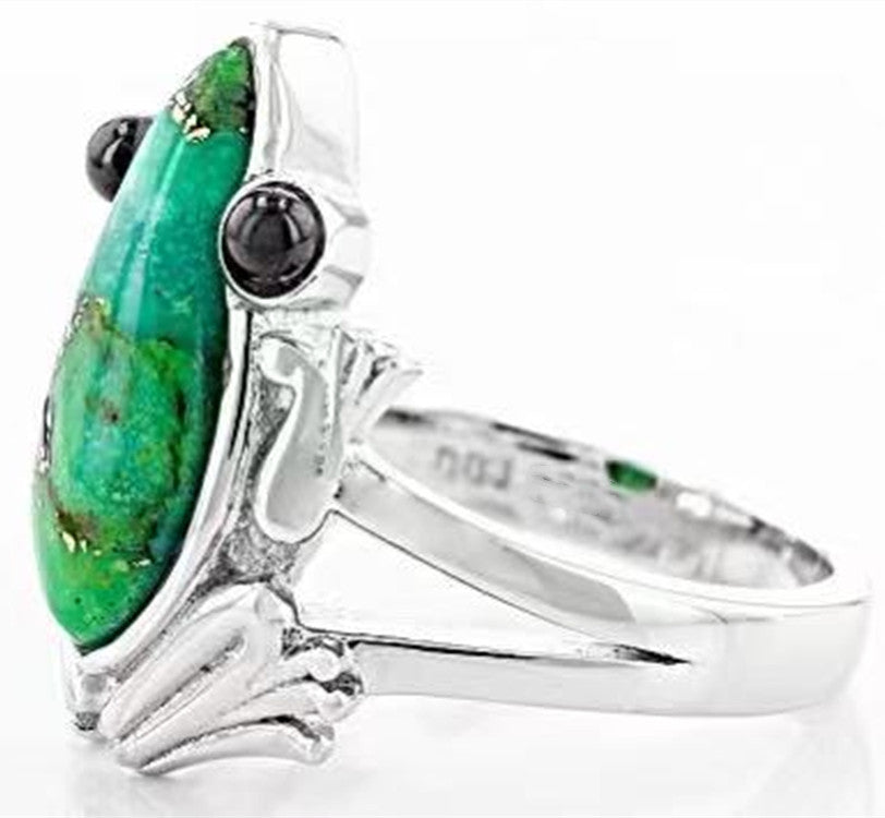 Charming Accent: Silver Creative Personality Cute Turquoise Frog Animal Ring.