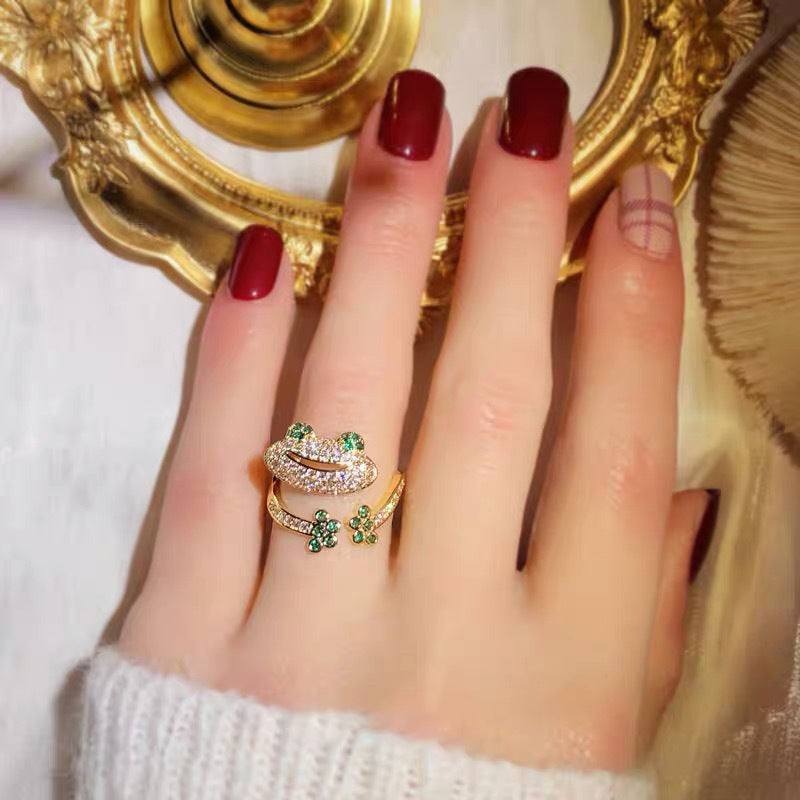 Adjustable Whimsy: Fashion Personality Playful Frog Ring (Japanese/Korean Style).