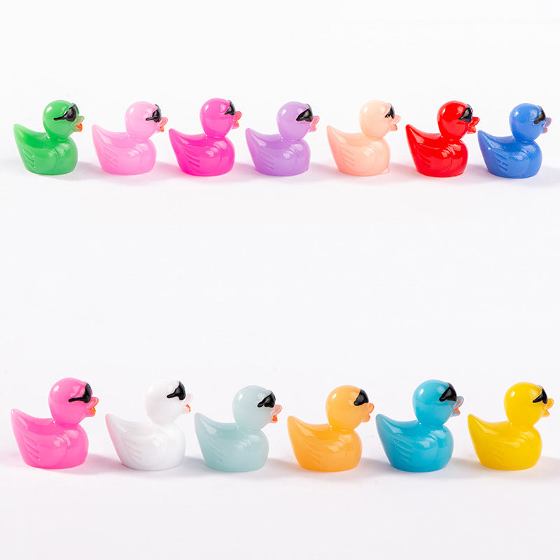 Micro-World Charm: Cute Mini Colorful Little Duck Resin Ornaments for Moss Landscapes.