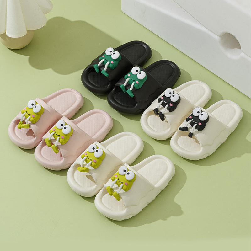 Summer Fun: New Cartoon Frog EVA Non-slip Slippers for Indoor and Bathing (Couple Slippers).