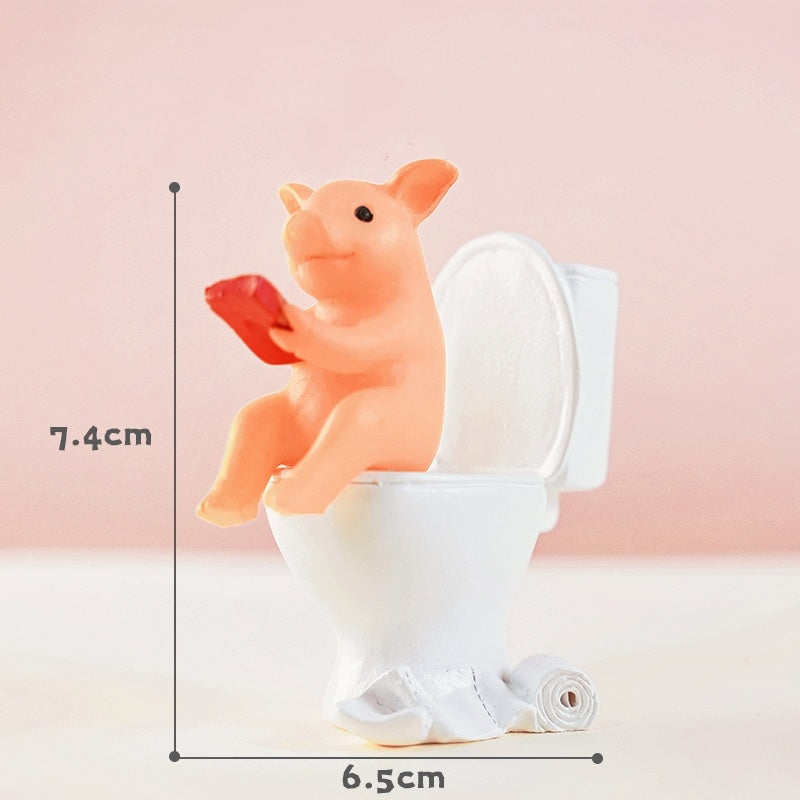 Bathroom Buddy Fun: Resin Toilet Pig & Frog Figurines for Car or Home Decor.