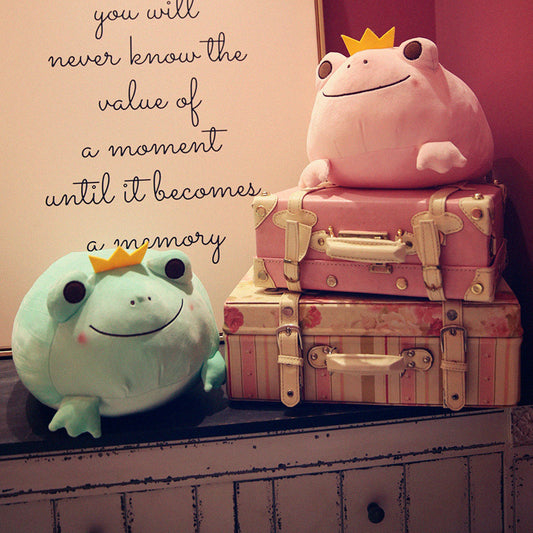 Royal Cuddles: Cute Crown Frog Prince Plush Doll ($\mathbf{35\text{cm}}$ or $\mathbf{42\text{cm}}$).