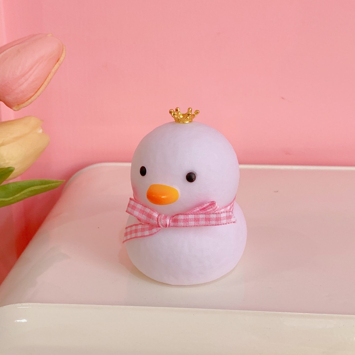 INS Bedroom Girl LED Night Light – Cute Little Duck Bedside Lamp & Room Decor (Creative Gift)