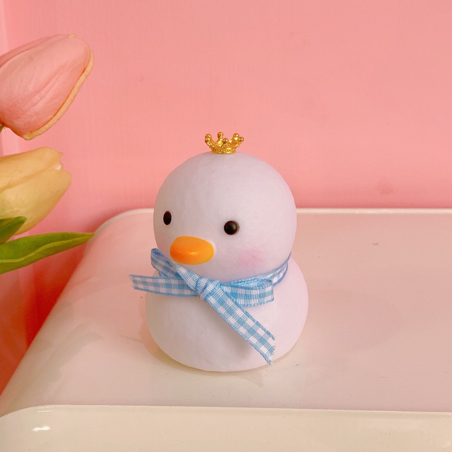 INS Bedroom Girl LED Night Light – Cute Little Duck Bedside Lamp & Room Decor (Creative Gift)