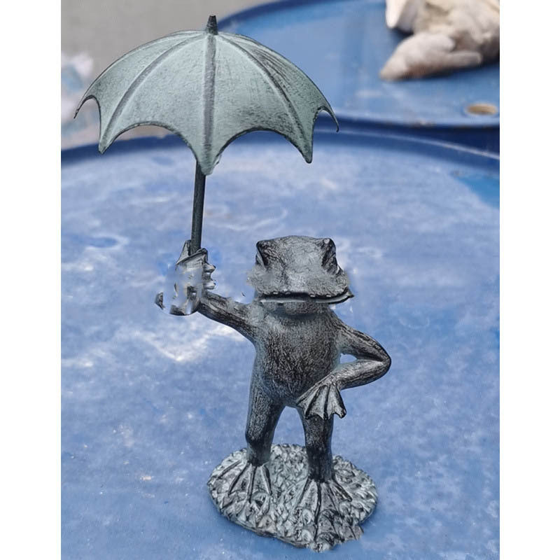 Rainy Day Whimsy: Creative Frog with Umbrella Resin Craft Ornament ($\mathbf{20\text{cm}}$).