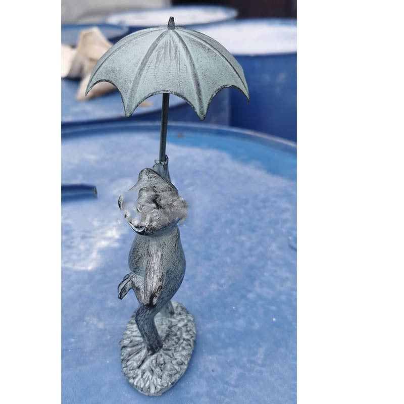 Rainy Day Whimsy: Creative Frog with Umbrella Resin Craft Ornament ($\mathbf{20\text{cm}}$).