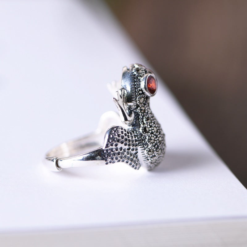 Wealth & Whimsy: Golden Deer King Retro $\mathbf{S925}$ Silver Golden Toad/Frog Inlay Ring.