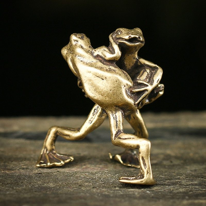 Good Luck Charm: Mini Wrestling Frog Bronze Brass Keychain Car Pendant.