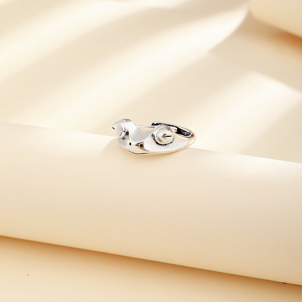 Unisex Statement: Retro Exaggerated Frog Geometric Ring (Adjustable, Gold or Silver).