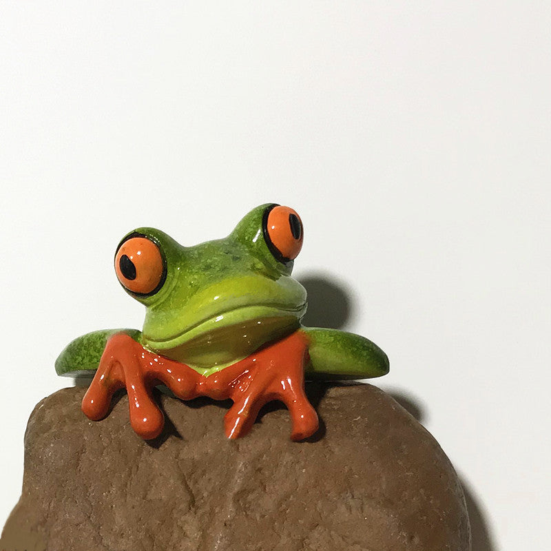 Desktop Fun: Cute Creative Resin Frog Sticker Ornaments (Peeping or Watching).