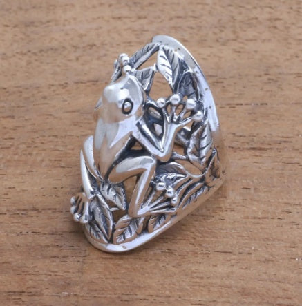 Unisex Statement: Fashion Personality Silver Frog Animal Leaf Hollow Ring.