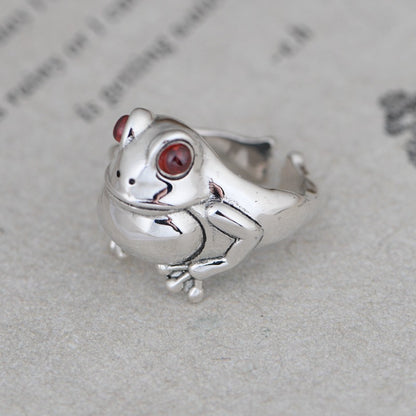 Vintage Shine: S925 Silver Glossy Frog Ring with Vintage Craftsmanship.
