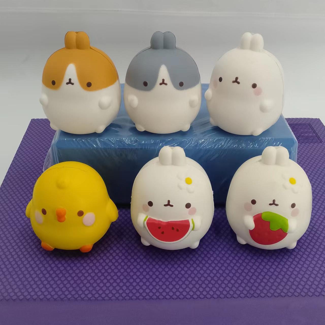 Stress Relief Squeeze: Painted PU Slow Rebound Animal Toy (Chicken, Rabbit, Hamster Styles).