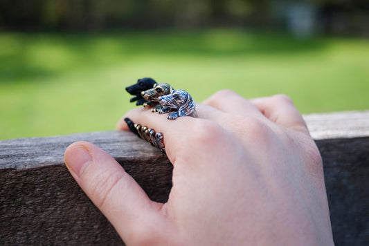 Sausage Dog Animal Adjustable Ring, Unisex Alloy Pet-Themed Jewelry in Bronze, Antique Silver & Black