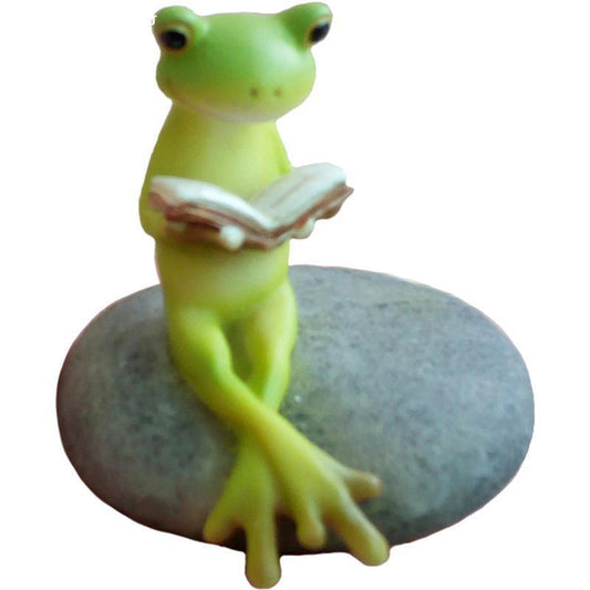 Rustic Charm: Creative Cute Little Turtle and Frog Resin Ornaments.