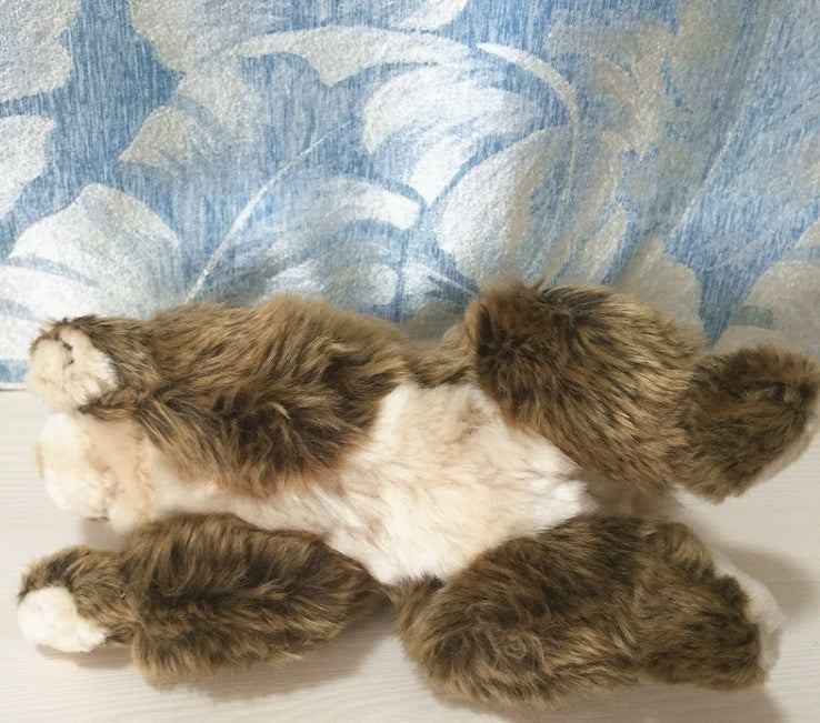 Pocket-Sized Comfort: Cute Bunny Hare Plush Doll ($\mathbf{24\times 15\text{cm}}$).