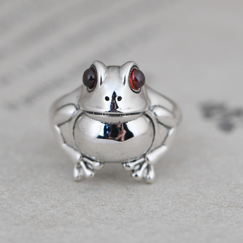 Vintage Shine: S925 Silver Glossy Frog Ring with Vintage Craftsmanship.