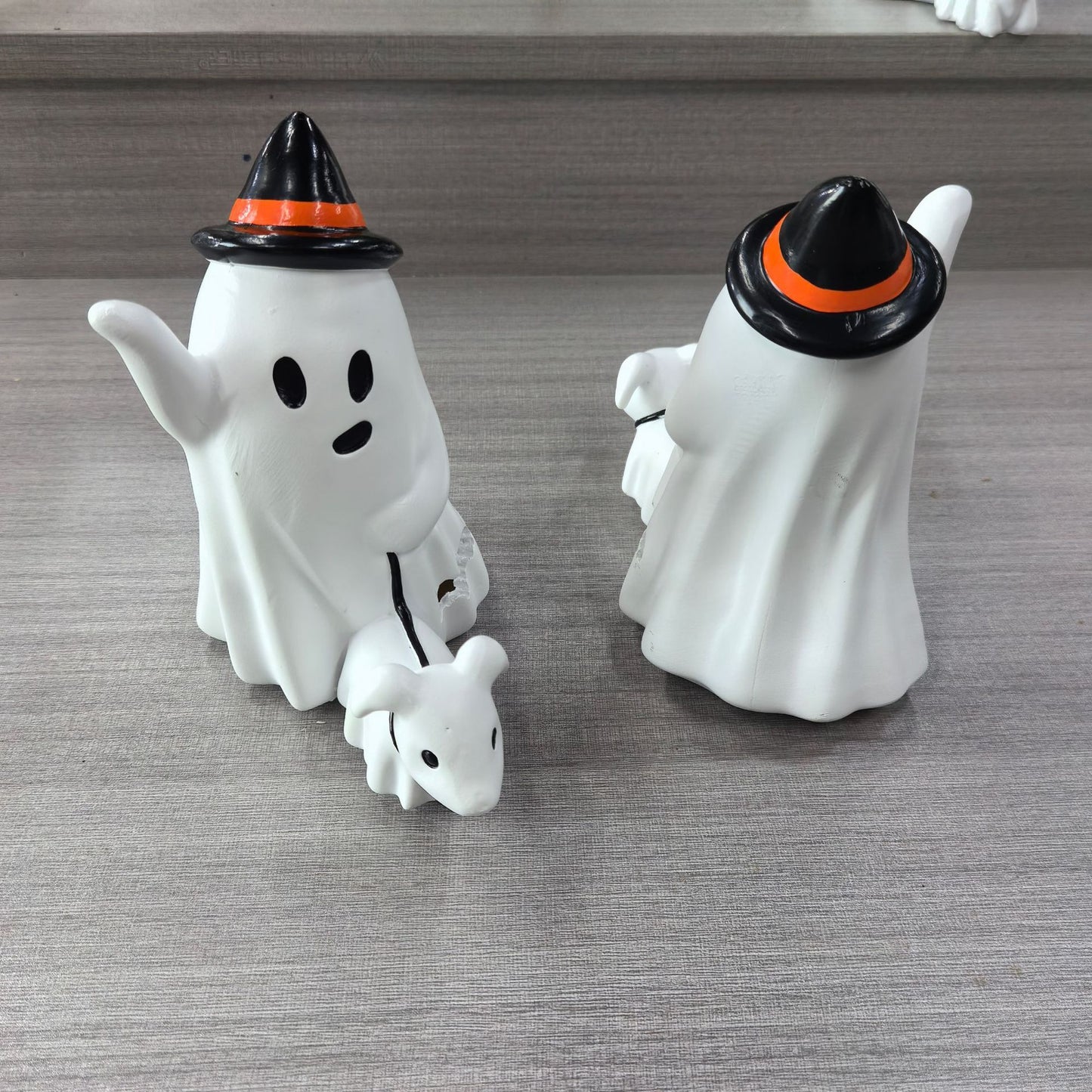 Halloween Little Ghost Dog Ornament, Modern Resin Walking Dog Decoration