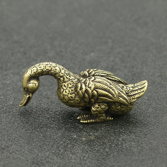 Antique Brass Duck Tea Ornament – Pure Copper Chinese-Style Home Decoration
