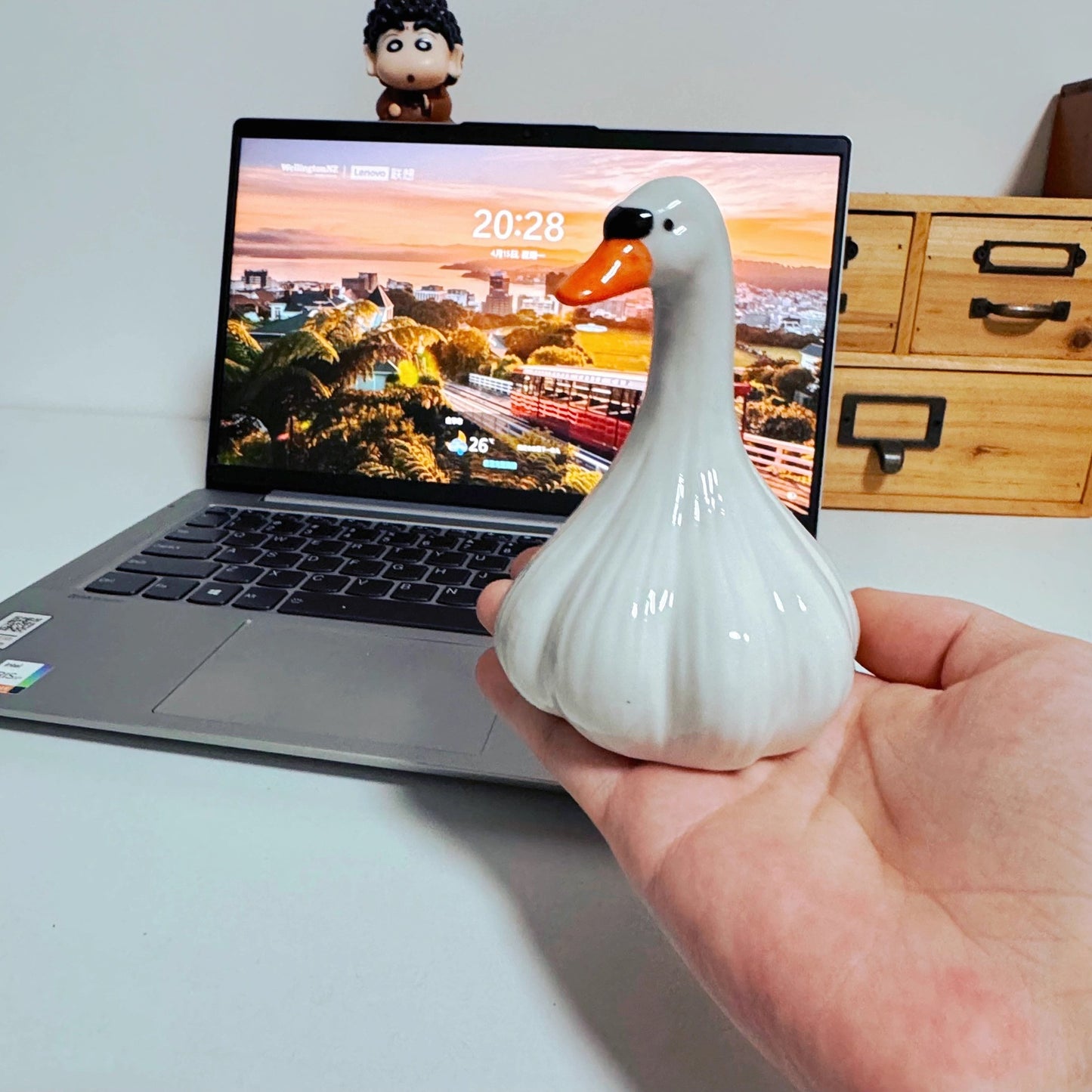 Creative Ceramic Duck Ornament – Healing Desktop Décor Figurine