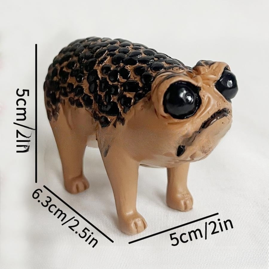 Chubby Charm: Cartoon African Rain Frog Toad Statue Resin Ornament.