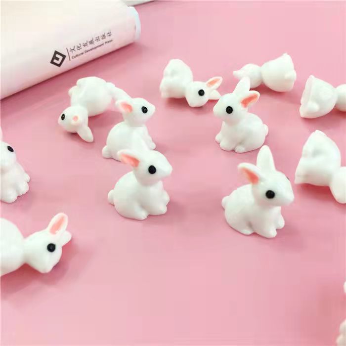 Mini Resin Bunny Ornaments, Cute Micro Landscape & Succulent Garden Decor (50 pcs)