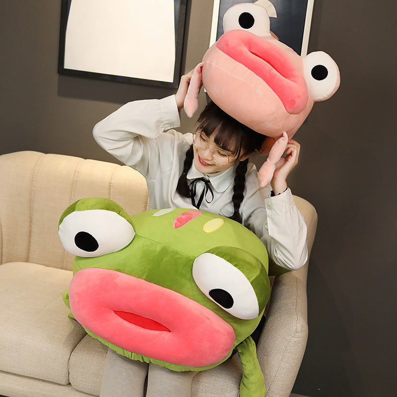 Big Personality: $\mathbf{35\text{cm}}$ to $\mathbf{55\text{cm}}$ Big Mouth Frog Plush Doll (Soft Short Plush).