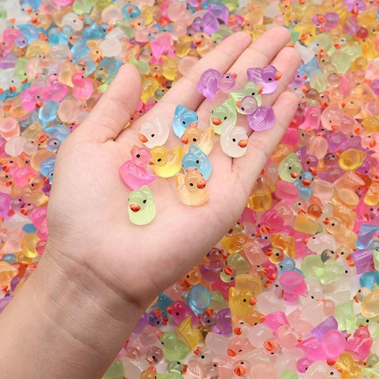 Tiny Glow: Luminous Mini Resin Duck DIY Accessories for Hair, Car & Micro Landscapes.