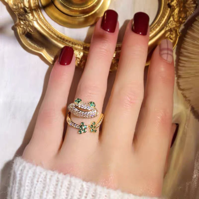 Adjustable Whimsy: Fashion Personality Playful Frog Ring (Japanese/Korean Style).