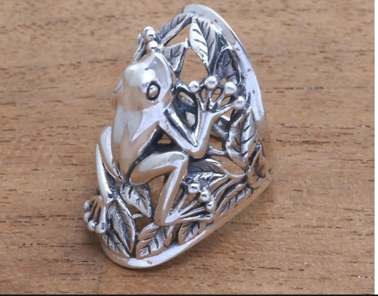 Unisex Statement: Fashion Personality Silver Frog Animal Leaf Hollow Ring.