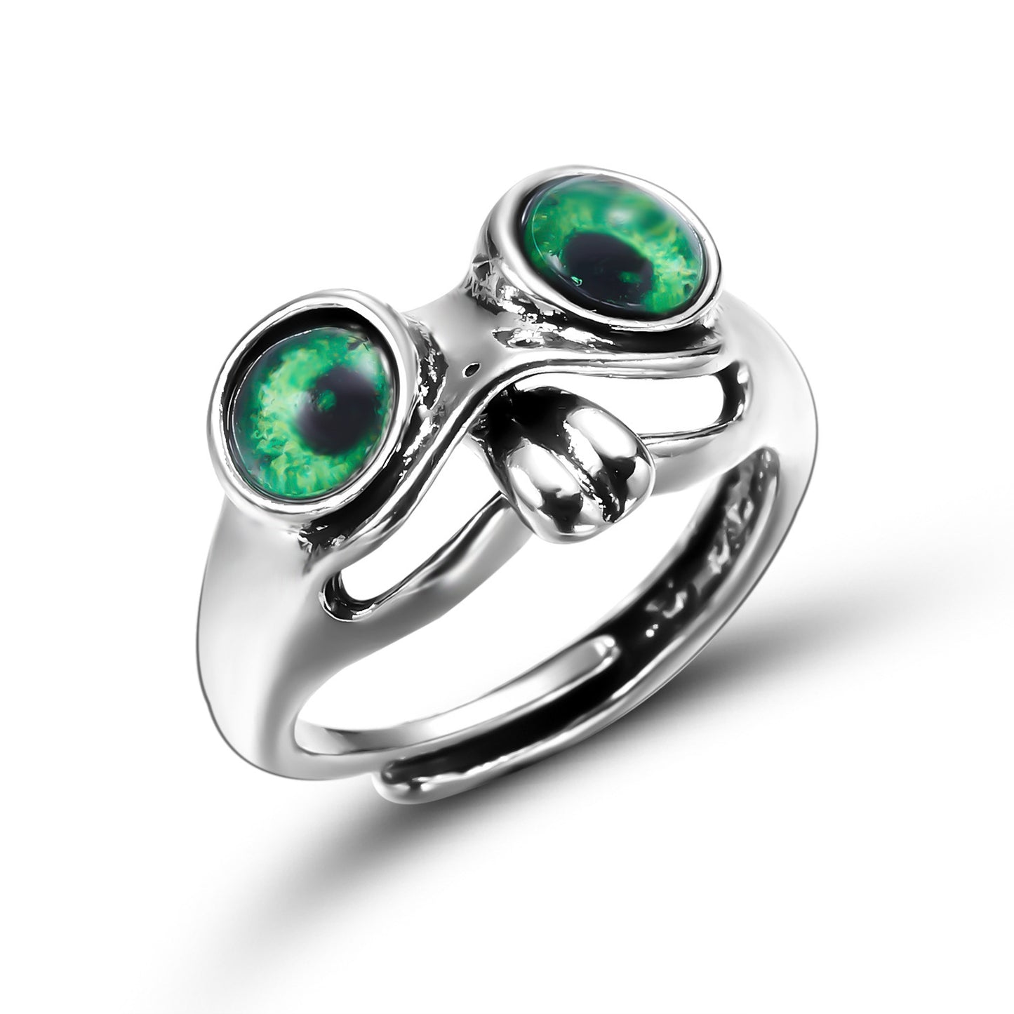 Street Style Statement: Creative Hip Hop Frog Ring with Blue or Green Eyes (Adjustable).