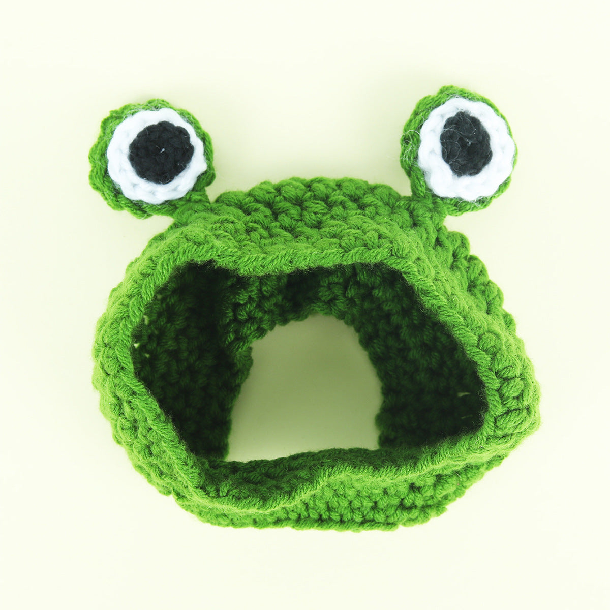 Photo-Ready Fun: Knitted Wool Cartoon Frog Pullover Pet Hat (General Purpose).