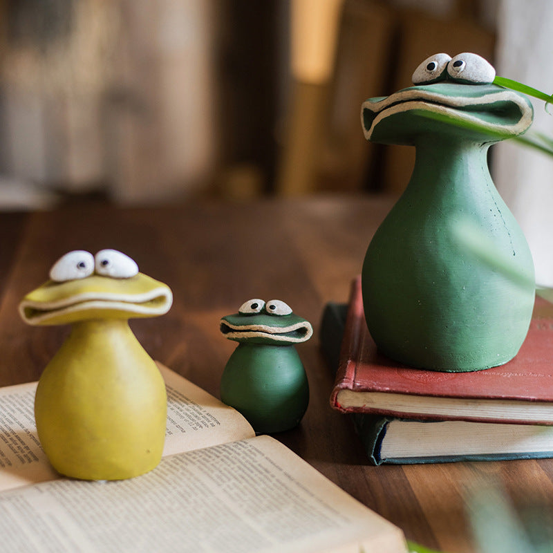Bring Luck Home: Creative Cement Frog Animal Ornaments (The Quack Family).