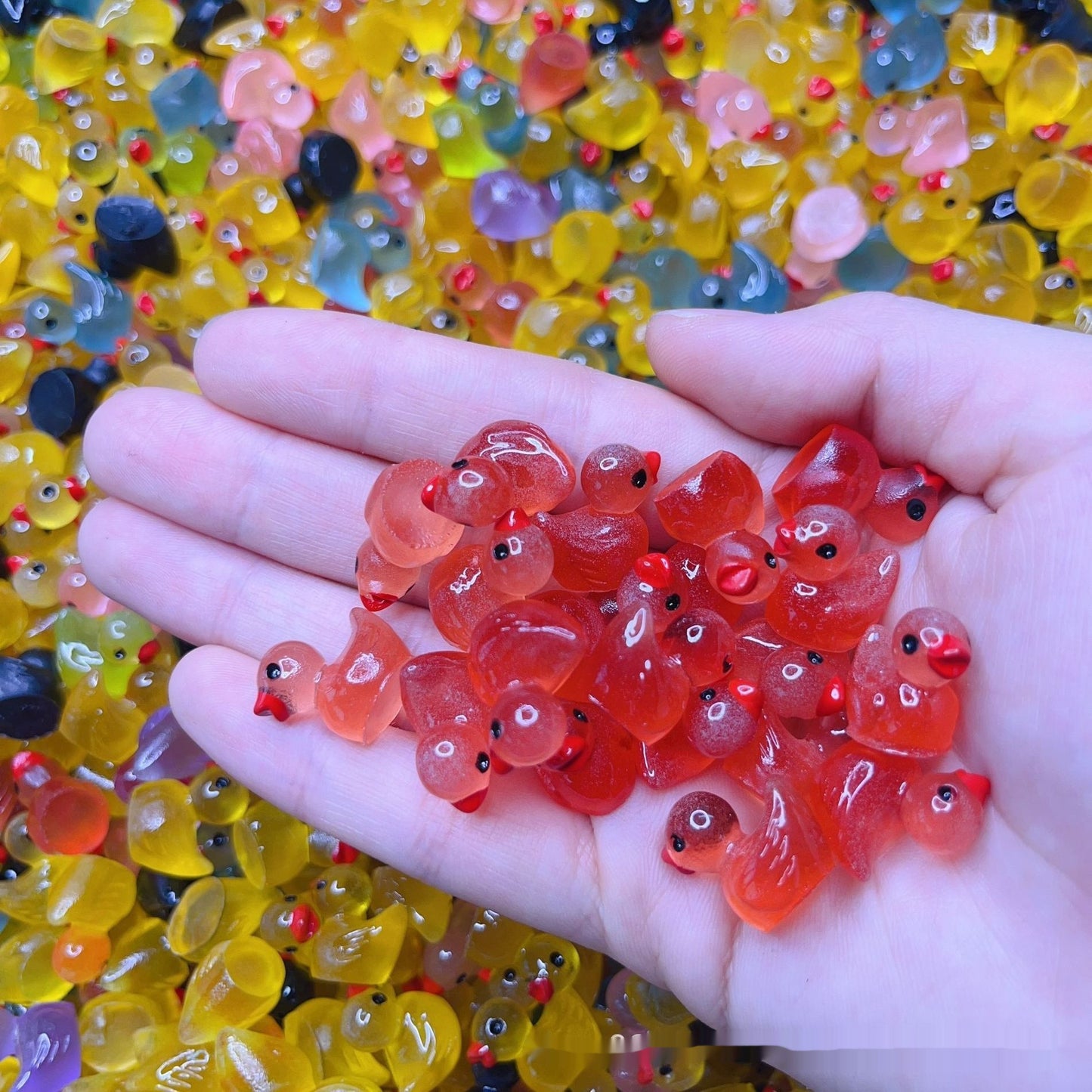 Luminous Mini Transparent Duck Ornaments – Cute DIY Glow-in-the-Dark Duck Accessories