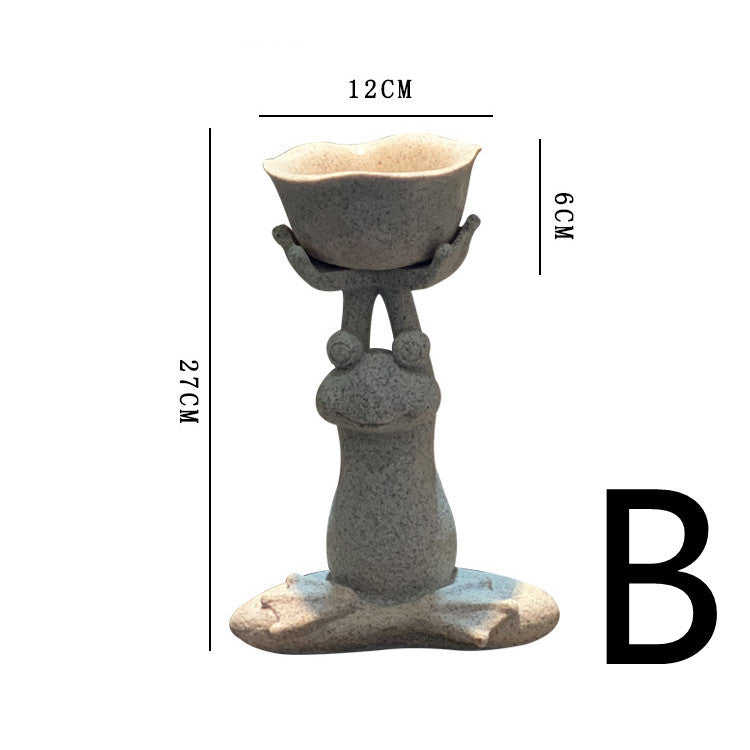 Find Your Zen: Simple & Stylish Yoga Frog Resin Flower Pot Ornament.