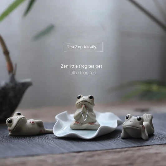 Zen Tea Time: Chinese Style Gray Pottery Frog Ornaments (Laid-back & Free).
