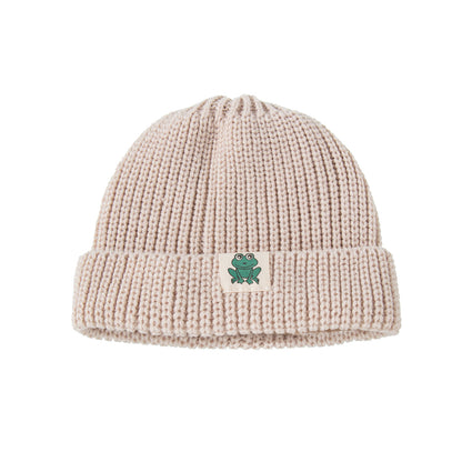 All-Season Warmth: Multicolor Frog Cloth Label Knitted Woolen Hat (Unisex).