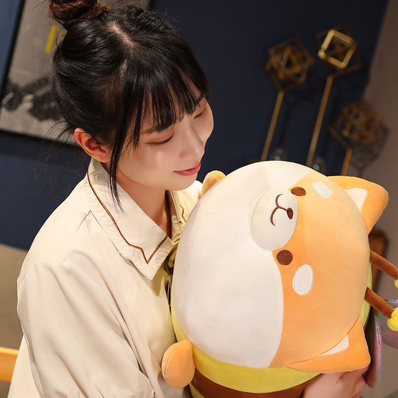 Buzz-Worthy Cuddle: Cute Bee Dog Doll Plush Toy ($\mathbf{40}$–$\mathbf{80\text{cm}}$) with PP Cotton Filling.