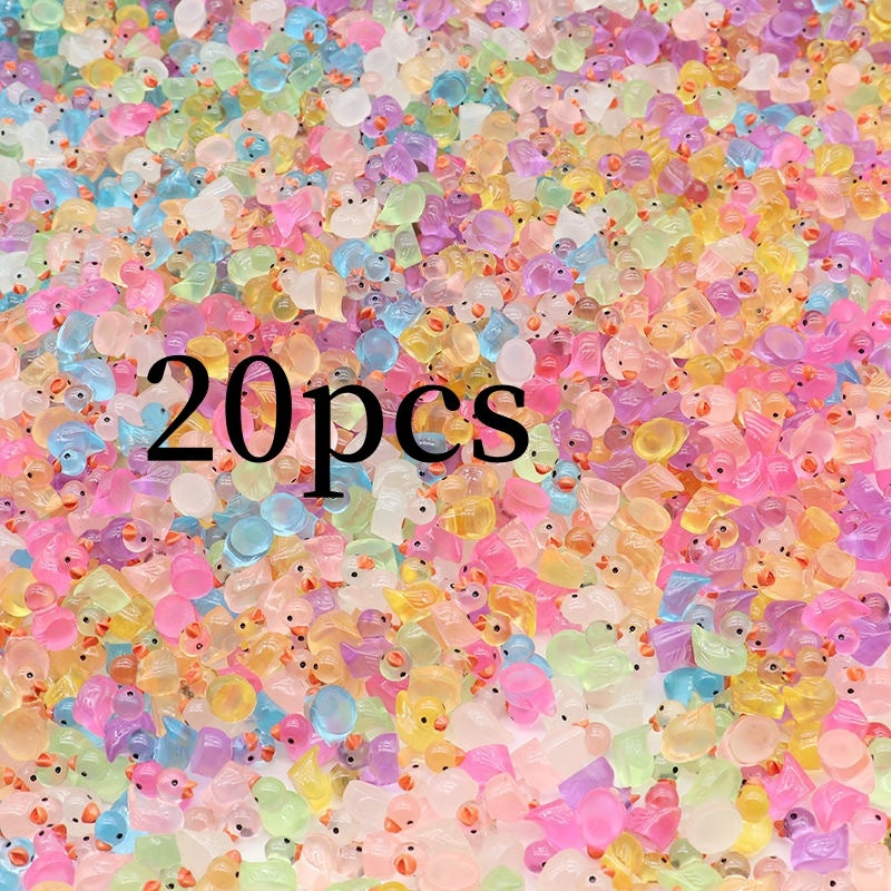 Tiny Glow: Luminous Mini Resin Duck DIY Accessories for Hair, Car & Micro Landscapes.