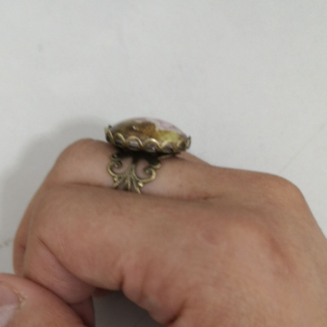 Enchanted Adornment: Hollow Rose Fairy Frog Alloy Ring.
