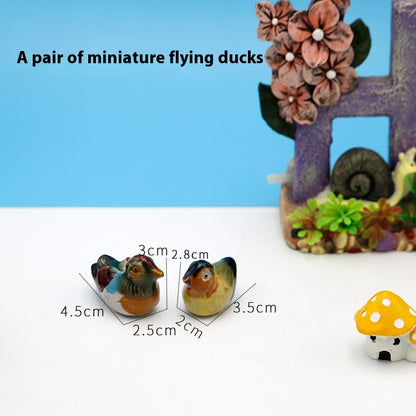 Timeless Harmony: Retro Simple Clay Mandarin Duck Pair Micro Landscape Ornaments.